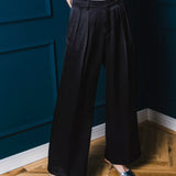 glossy tuck wide pants