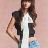 Bow Docking Sleeve Less Knit Tops