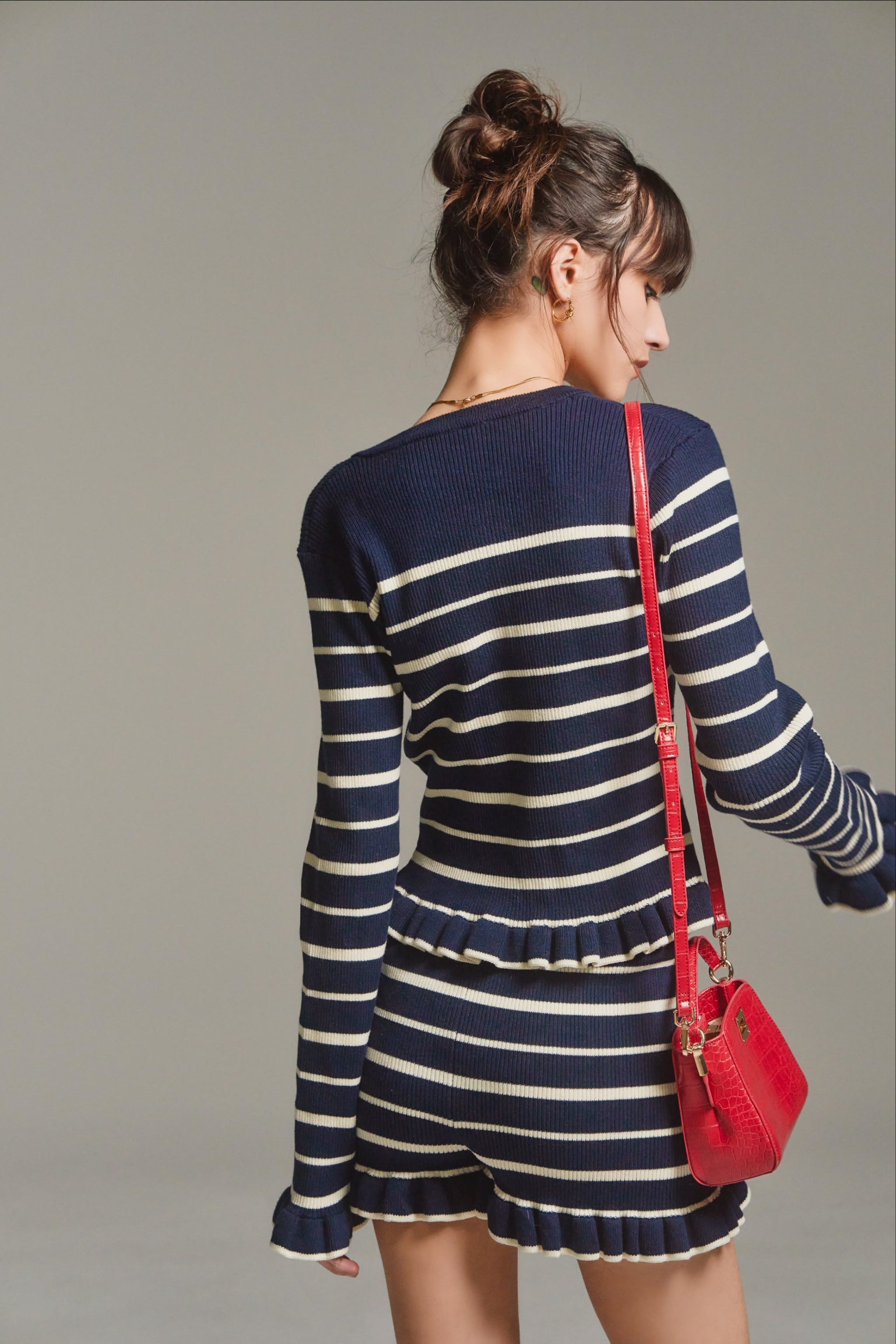 sheller ストライプペプラムニットトップス　シェリエ stripe peplum knit tops – shéller / シェリエ