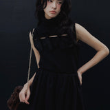 sleeve less ribbon slit knit