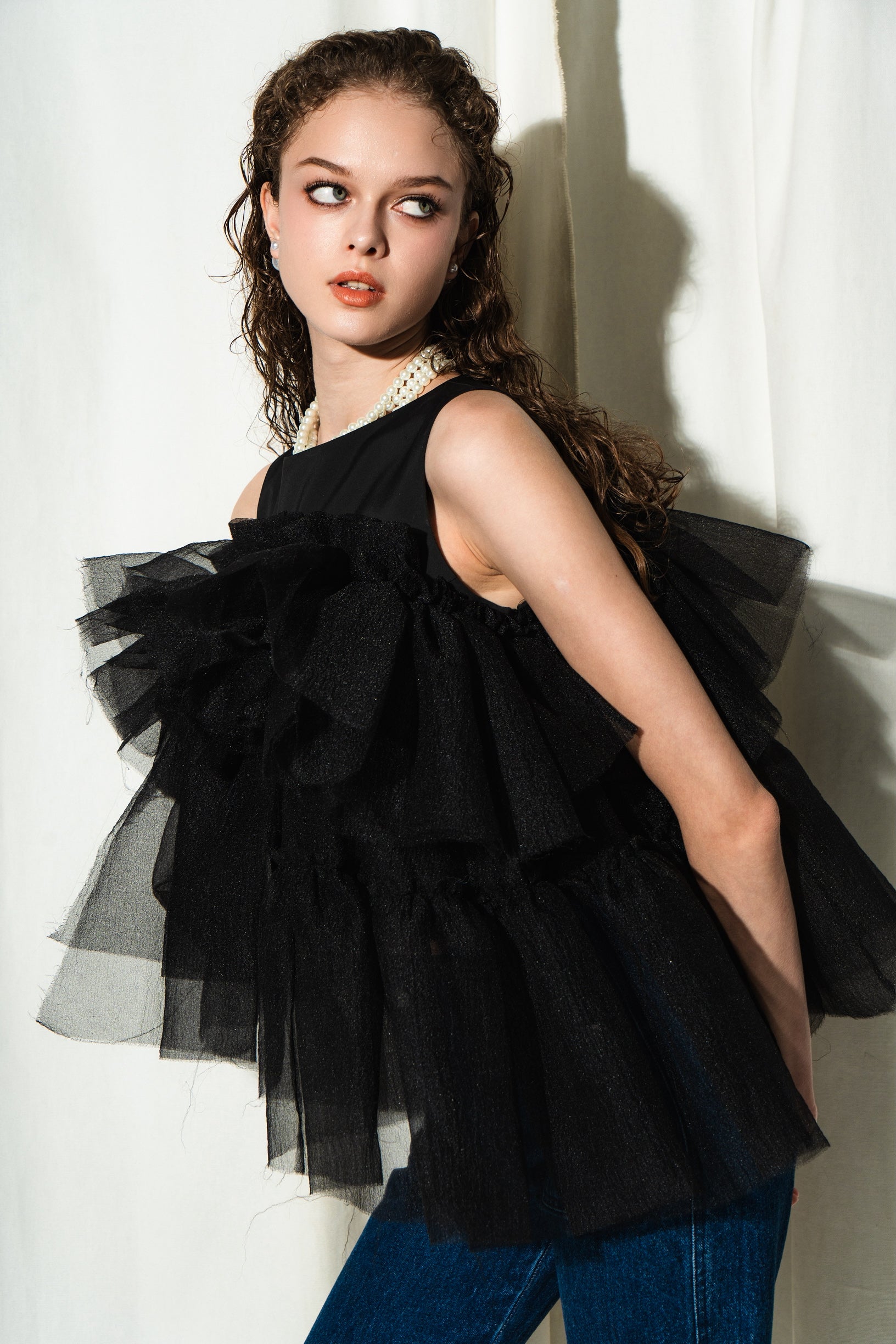 専用　　sheller stitch hem frill tops red TOPS – shéller / シェリエ