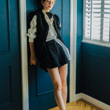 flower spangle tweed hem short pants