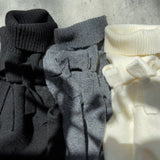 sleeve less ribbon slit knit