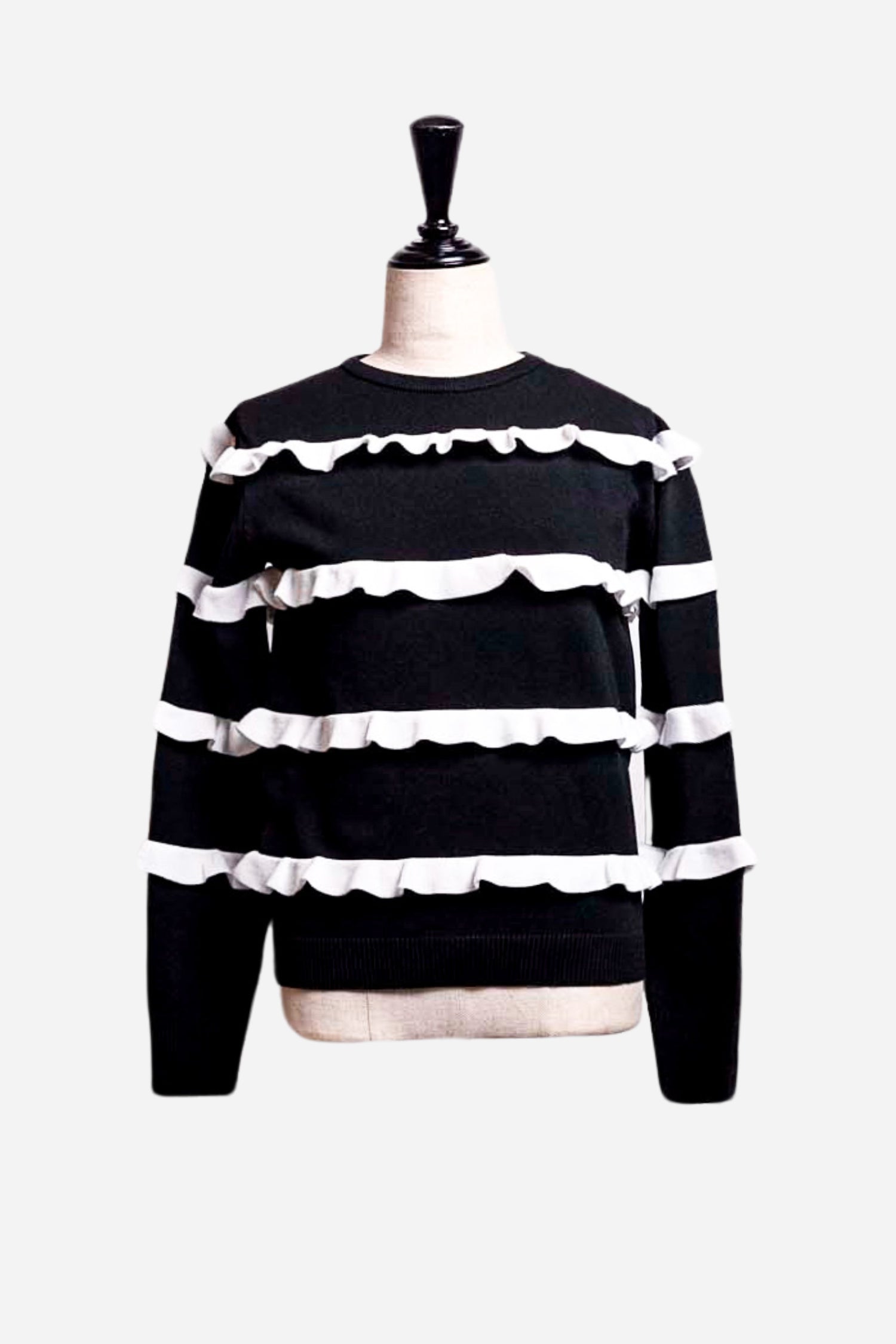 シェリエ sheller フリルスウェットBLACK シェリエ sheller フリルスウェットBLACK