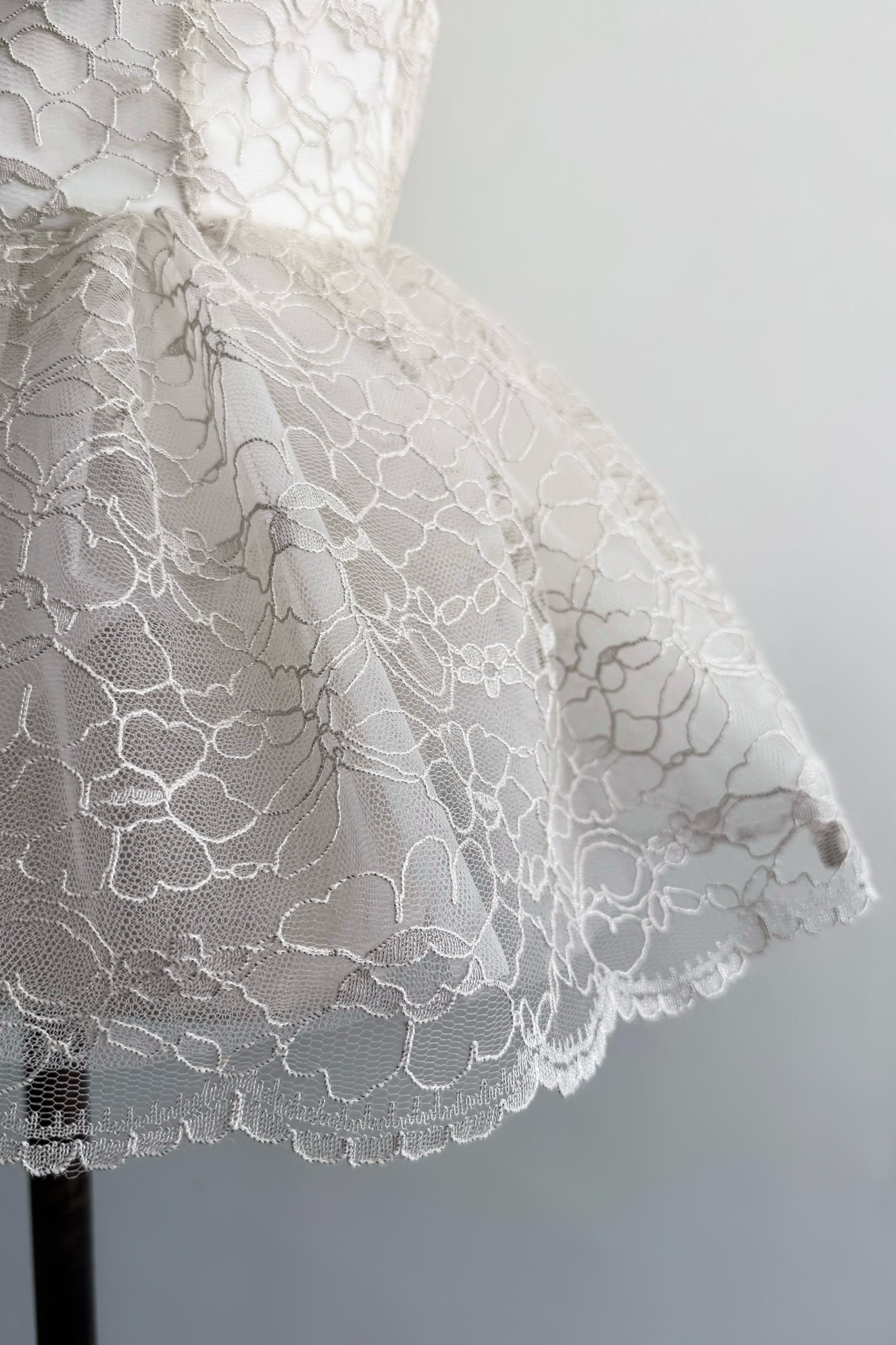 トップス sheller flower lace glitter peplum tops flower lace トップス sheller flower lace glitter peplum tops flower lace