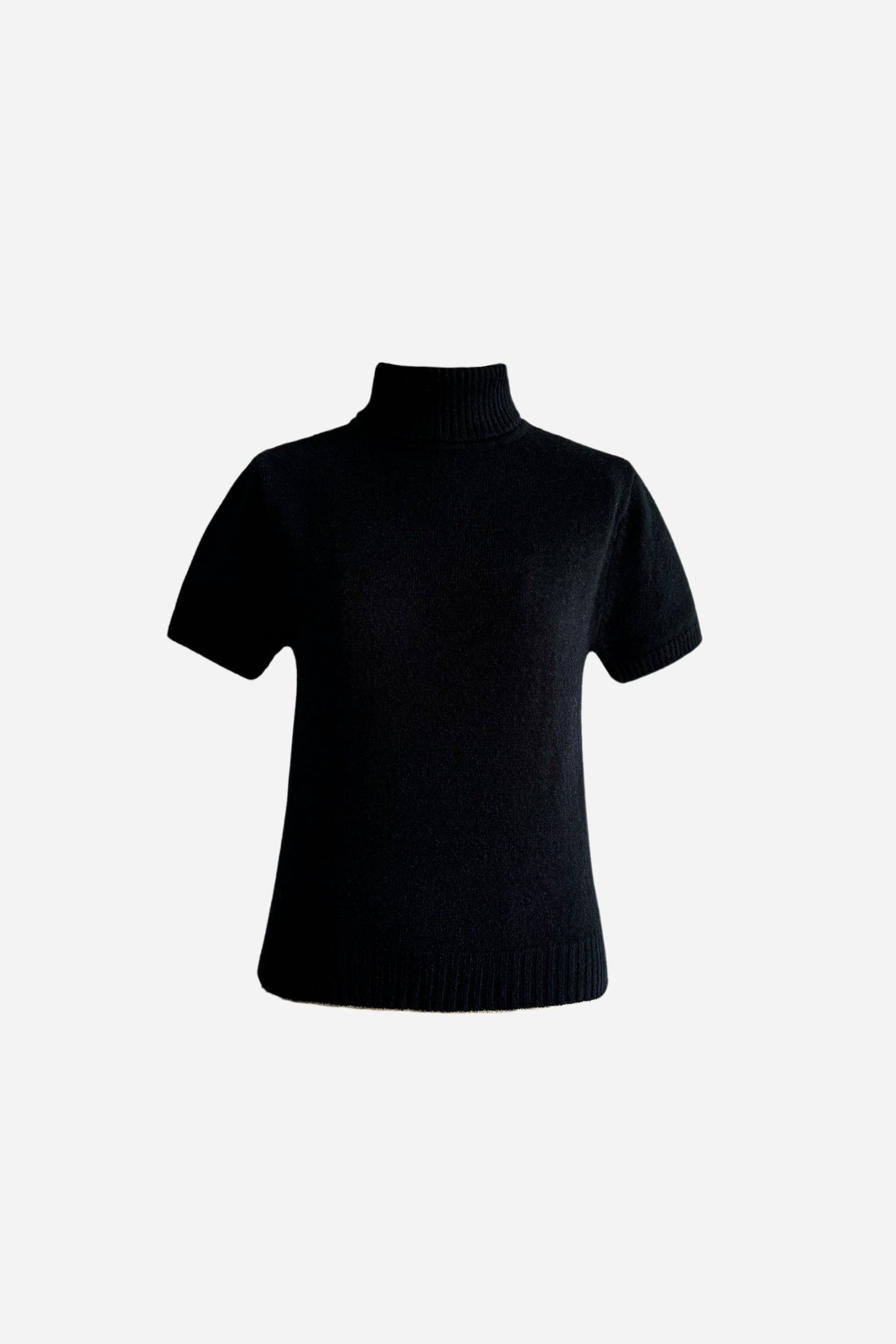 Turtleneck short sleeve sweater – shéller / シェリエ Turtleneck short sleeve sweater – shéller / シェリエ