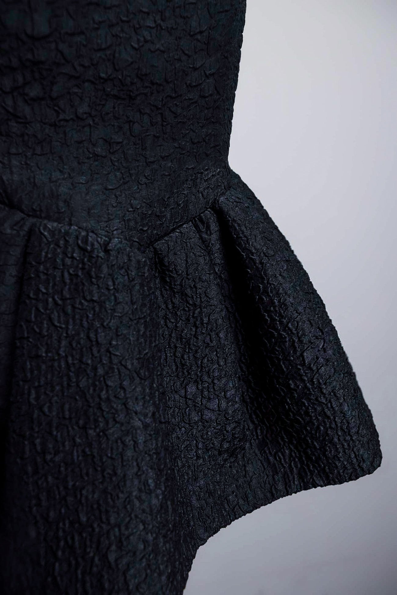 one shoulder jacquard peplum tops – shéller / シェリエ one shoulder jacquard peplum tops – shéller / シェリエ